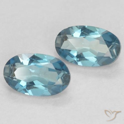 Gemas de Topacio Azul Londres natural de 0.59 ct, Ovalada, VVS-VS