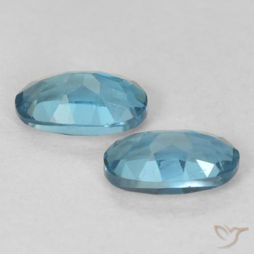 Gemas de Topacio Azul Londres natural de 0.59 ct, Ovalada, VVS-VS
