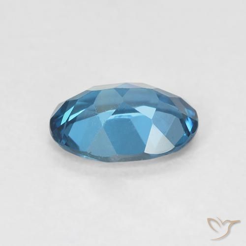 Topacio Azul Londres natural de 0.80 ct, Ovalada, VVS-VS