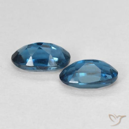 Gemas de Topacio Azul Londres natural de 0.64 ct, Ovalada, VVS