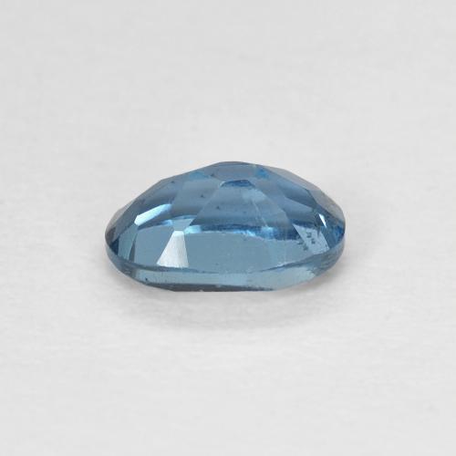 Topacio Azul Londres natural de 0.66 ct, Ovalada, VS