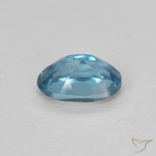 Topacio Azul Londres natural de 0.68 ct, Ovalada, VS