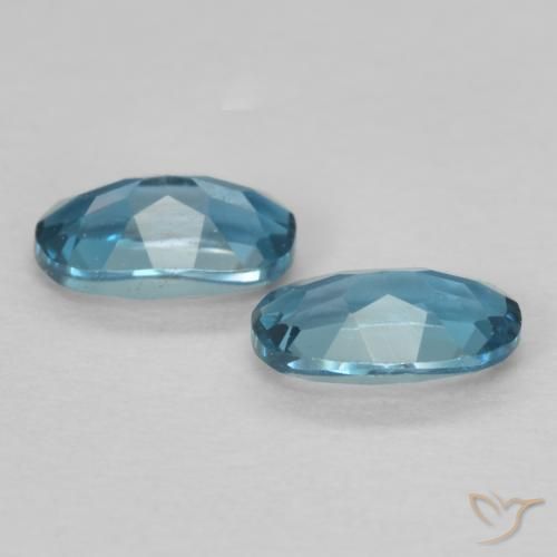 Gemas de Topacio Azul Londres natural de 0.57 ct, Ovalada, VVS-VS
