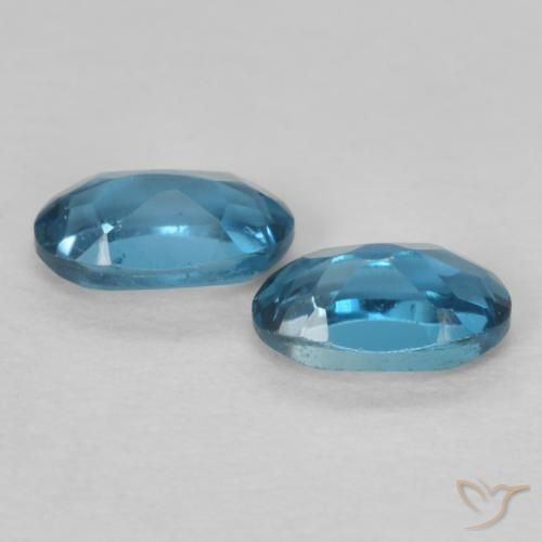 Gemas de Topacio Azul Londres natural de 0.61 ct, Ovalada, VVS-VS