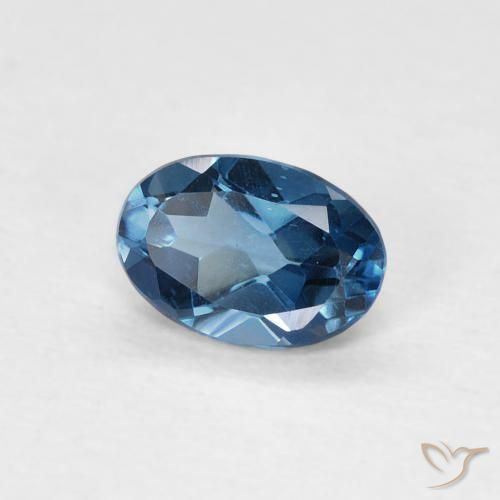 Topacio Azul Londres natural de 0.63 ct, Ovalada, VVS