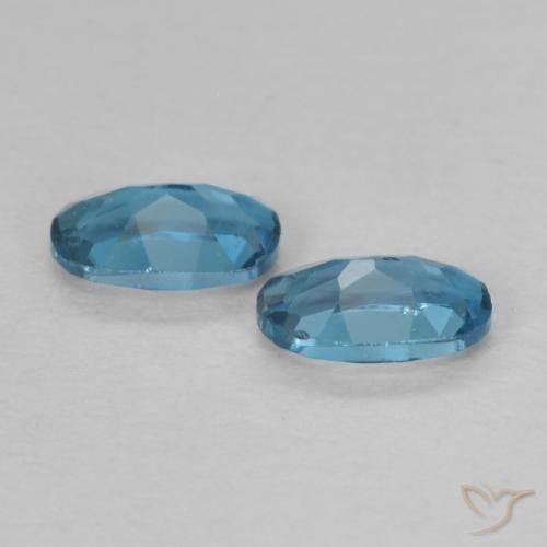 Gemas de Topacio Azul Londres natural de 0.57 ct, Ovalada, VVS-VS