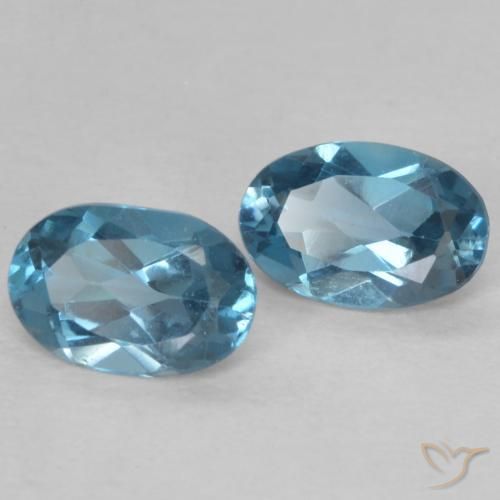 Gemas de Topacio Azul Londres natural de 0.98 ct, Ovalada, VVS-VS