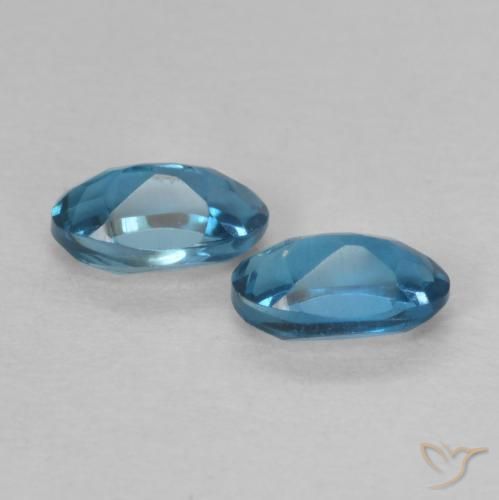Gemas de Topacio Azul Londres natural de 0.72 ct, Ovalada, VVS