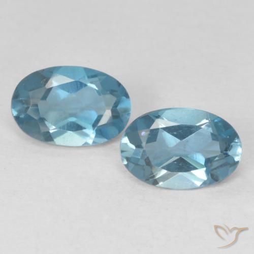 1.10ctw Natural Azul Londres Topacio, Ovalada, VVS-VS