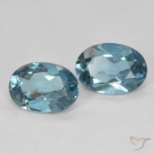 Gemas de Topacio Azul Londres natural de 1.83 ct, Ovalada, VS