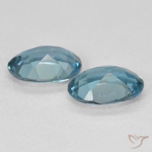 Gemas de Topacio Azul Londres natural de 1.83 ct, Ovalada, VS