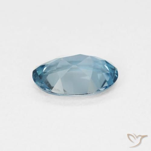 Topacio Azul Londres natural de 0.78 ct, Ovalada, VVS