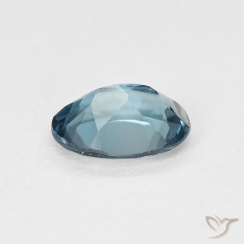 Topacio Azul Londres natural de 0.91 ct, Ovalada, VVS