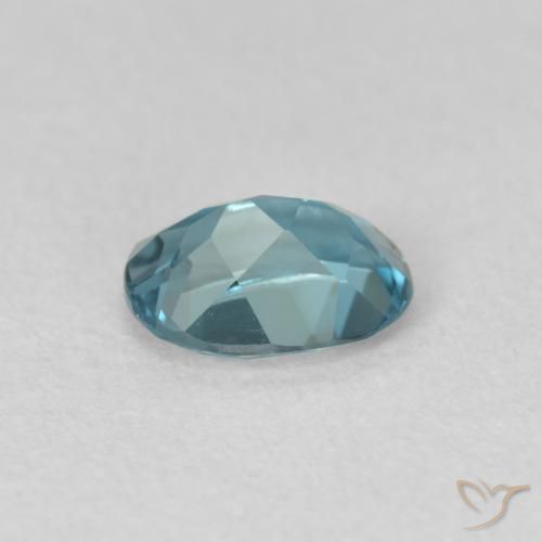 Topacio Azul Londres natural de 0.91 ct, Ovalada, VVS