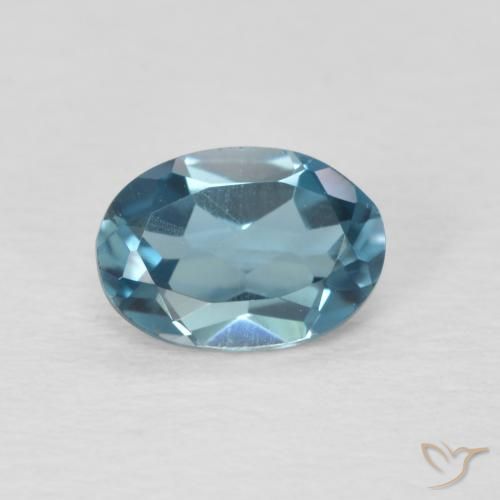 0.90ct Natural Azul Londres Topacio, Ovalada, VVS