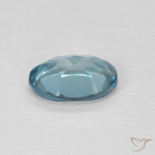 Topacio Azul Londres natural de 0.90 ct, Ovalada, VVS