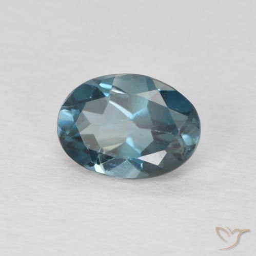 Topacio Azul Londres natural de 0.90 ct, Ovalada, VVS