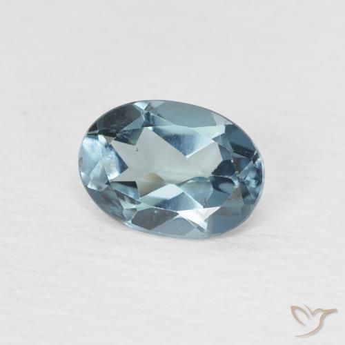 Topacio Azul Londres natural de 0.87 ct, Ovalada, VVS-VS
