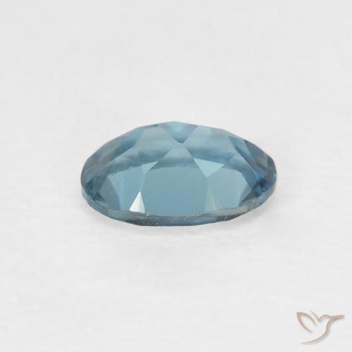 Topacio Azul Londres natural de 0.97 ct, Ovalada, VVS-VS