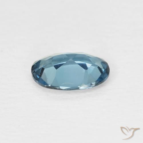 Topacio Azul Londres natural de 0.74 ct, Ovalada, VS