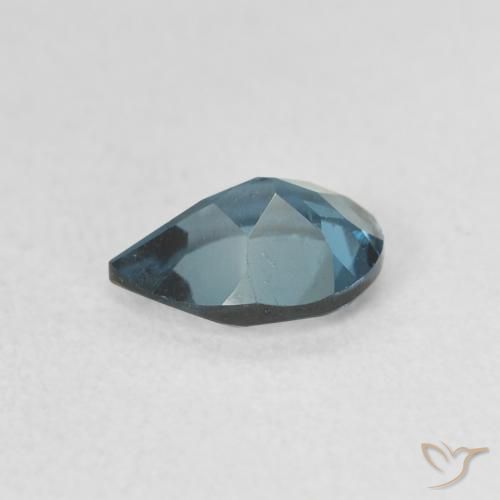 Topacio Azul Londres natural de 0.85 ct, En forma de pera, VS