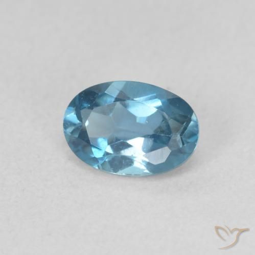 Topacio Azul Londres natural de 0.59 ct, Ovalada, VVS