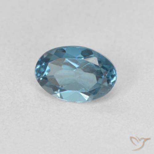 Topacio Azul Londres natural de 0.60 ct, Ovalada, VVS