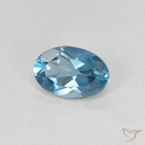 Topacio Azul Londres natural de 0.61 ct, Ovalada, VVS