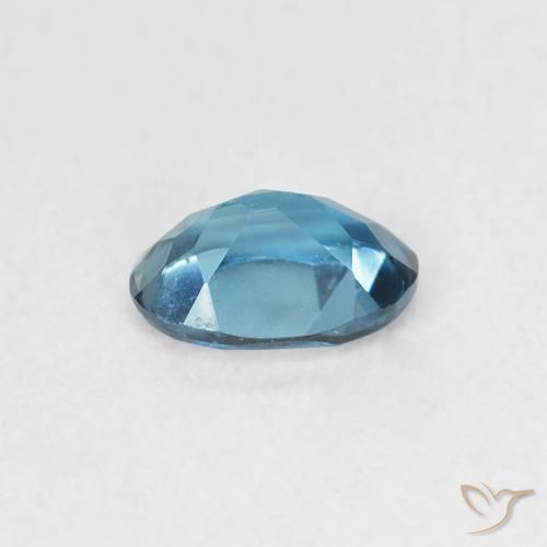 Topacio Azul Londres natural de 0.62 ct, Ovalada, VVS