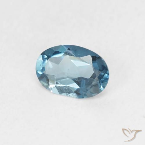 Topacio Azul Londres natural de 0.56 ct, Ovalada, VVS