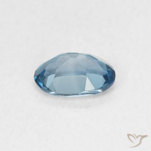 Topacio Azul Londres natural de 0.57 ct, Ovalada, VVS