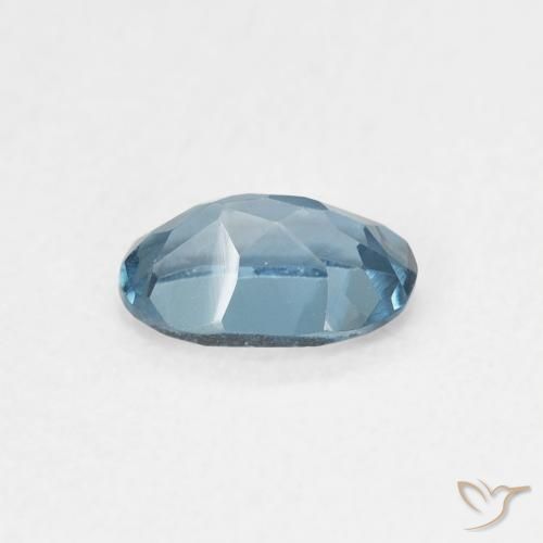 Topacio Azul Londres natural de 0.57 ct, Ovalada, VVS