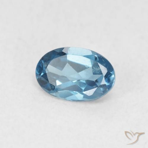 Topacio Azul Londres natural de 0.63 ct, Ovalada, VVS