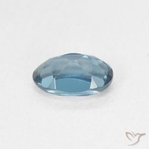 Topacio Azul Londres natural de 0.63 ct, Ovalada, VVS