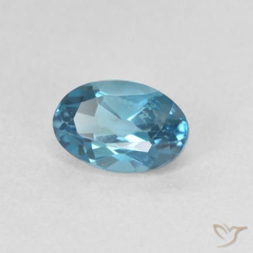 Topacio Azul Londres natural de 0.66 ct, Ovalada, VVS