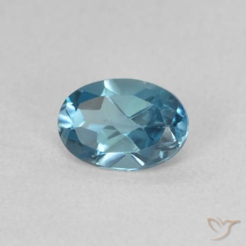 Topacio Azul Londres natural de 0.60 ct, Ovalada, VVS