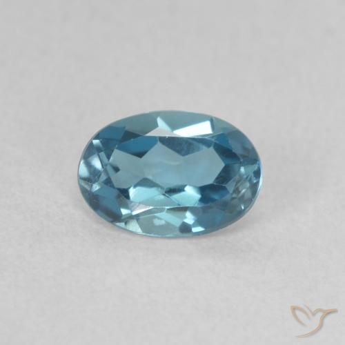 0.55ct Natural Azul Londres Topacio, Ovalada, VVS