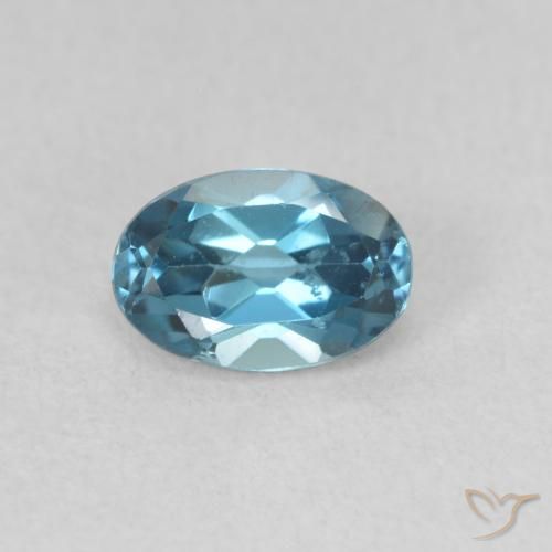 0.65ct Natural Azul Londres Topacio, Ovalada, VVS-VS