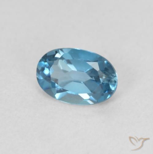 Topacio Azul Londres natural de 0.67 ct, Ovalada, VVS-VS