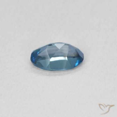 Topacio Azul Londres natural de 0.52 ct, Ovalada, VS