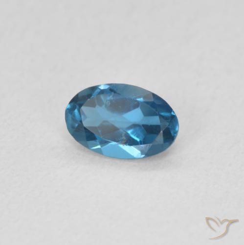 Topacio Azul Londres natural de 0.53 ct, Ovalada, VS