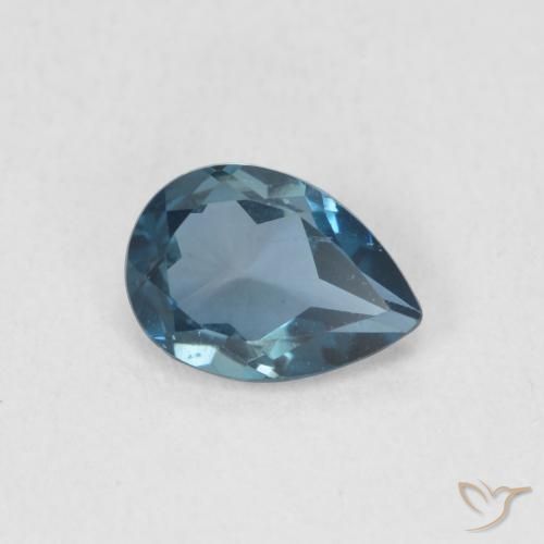 Topacio Azul Londres natural de 0.78 ct, En forma de pera, VS