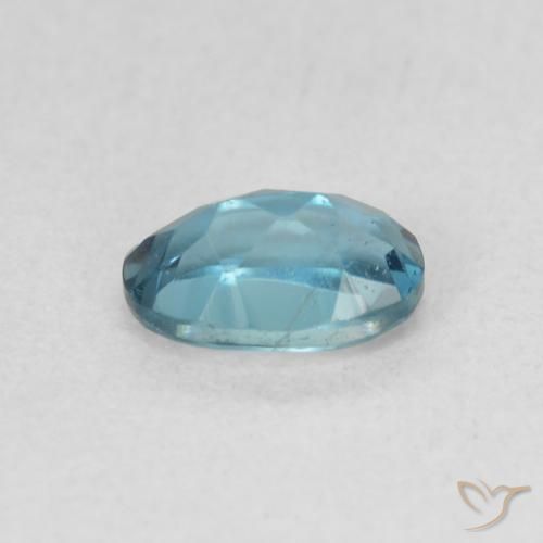 Topacio Azul Londres natural de 0.72 ct, Ovalada, VVS-VS