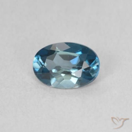 Topacio Azul Londres natural de 0.53 ct, Ovalada, VS