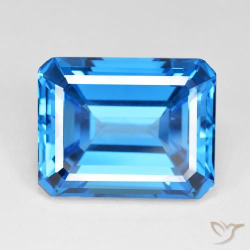 60.43ct Natural Azul suizo intenso Topacio, corte esmeralda, IF