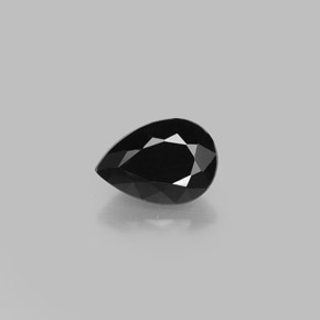 Turmalina negro natural de 0,84 ct, en forma de pera, opaco