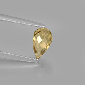 Turmalina amarillo natural de 0,94 ct, briolette, VS