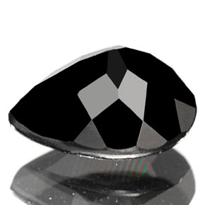 Turmalina negro natural de 0,83 ct, en forma de pera, opaco