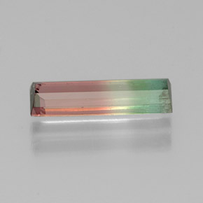 Turmalina multicolor natural de 0,84 ct, baguette, VS-SI
