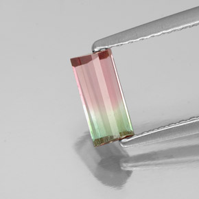 Turmalina multicolor natural de 0,68 ct, baguette, VS-SI